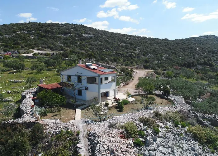 בית נופש House Lovre *